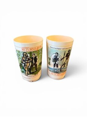 Star Wars Return of the Jedi Collectible Plastic Cups - Cream/Orange Artwork